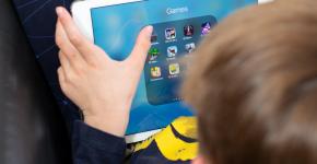 Conéctate a la conferencia gratuita ‘La supervivencia del menor en un mundo datificado’ en el ciclo ‘Mujer y ciencia’ – 10 de noviembre