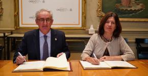 La AEPD y el Consejo General de Colegios Oficiales de Médicos acuerdan colaborar para fomentar la protección de las personas en el mundo digital