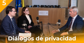 Diálogs de privacidad - Lorenzo Cotino charla con Samuel Parra y María Luisa González Tapia